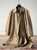 Vintage 80s Burberrys Women’s Single Raglan Balmacaan Coat